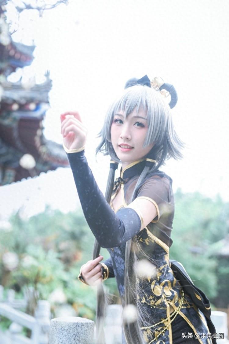 清纯美女洛天依古风侠女Cosplay照片
