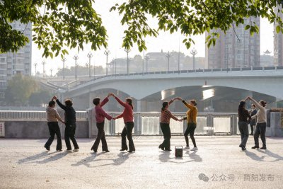 ​图说·简阳一江两岸：乐享初春休闲时光