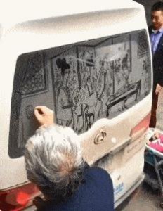 ​妹子，谈恋爱也要注意分寸啊，跟男朋友在公交车上做这事好吗？