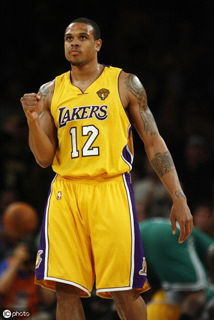 香农·布朗(Shannon Brown)