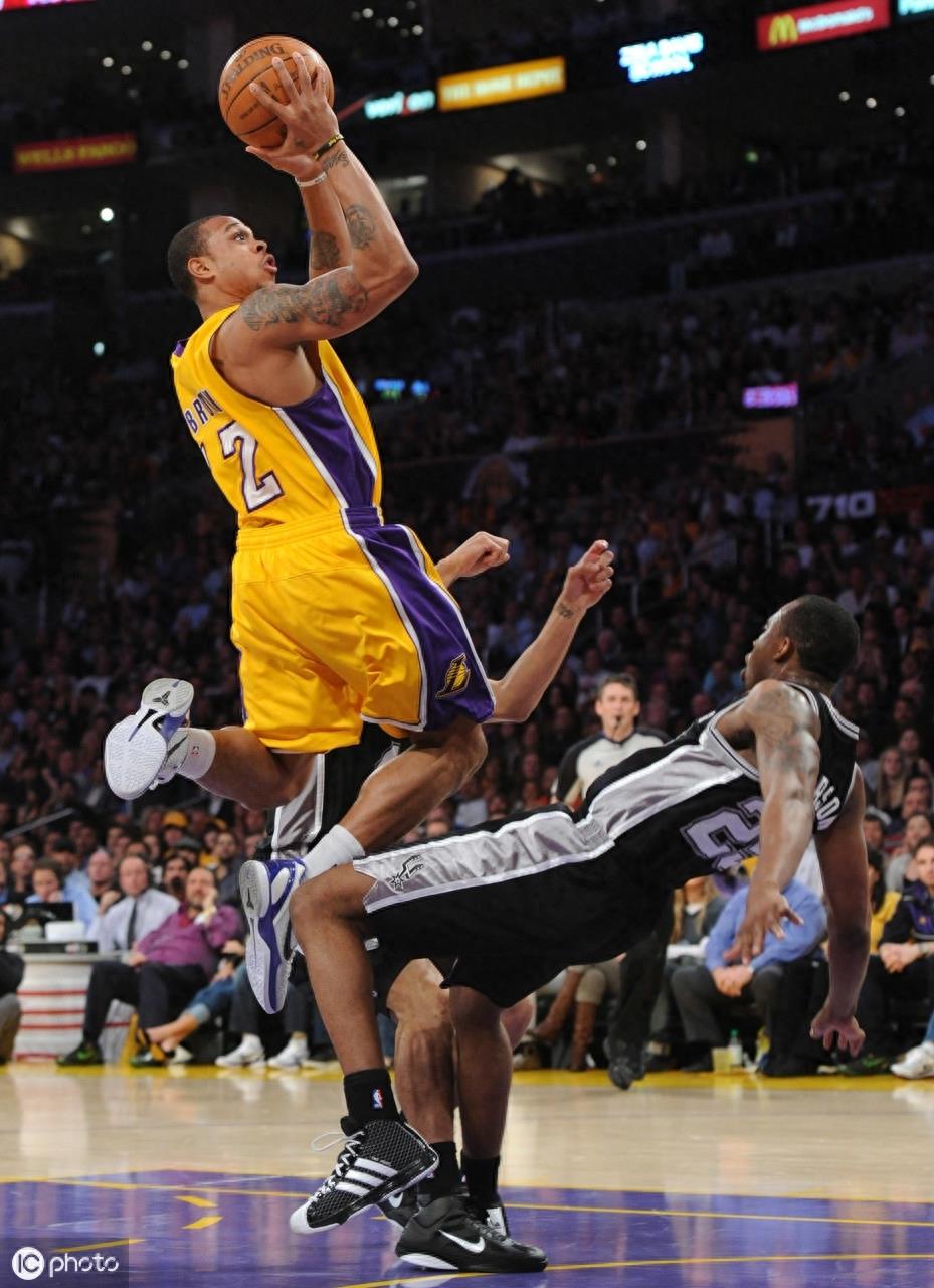 香农·布朗(Shannon Brown)