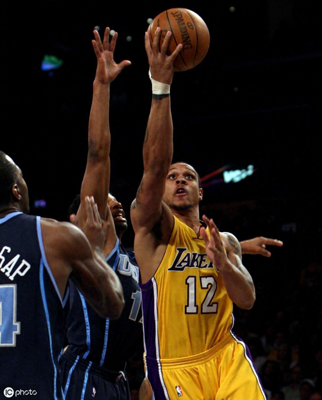 香农·布朗(Shannon Brown)