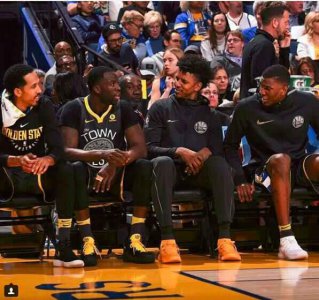 ​尼克杨再现经典表情包：？？？