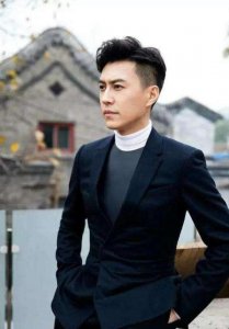 ​不愧是大哥，靳东参加天天向上，杠杠的霸气