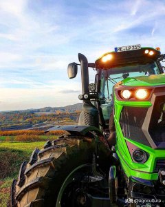 ​拖拉机中的颜值担当-道依茨-法尔