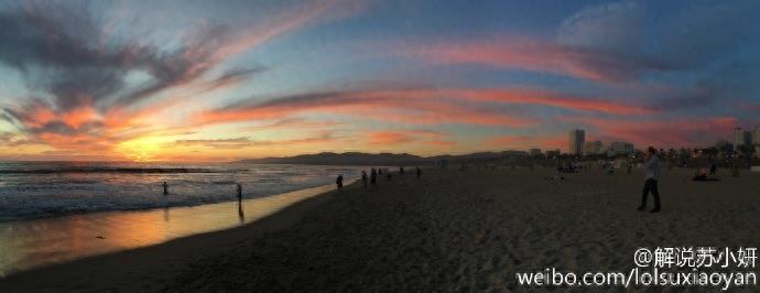 LOL解说苏小妍微博最新靓照  第三张明显是得罪摄影师了