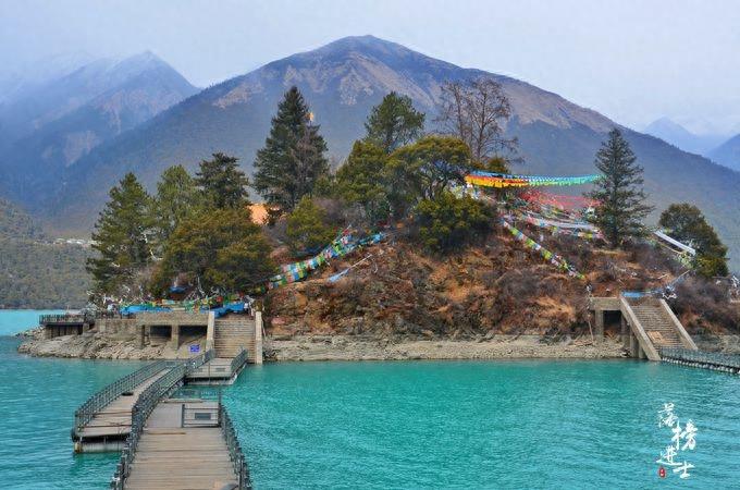 拉萨旅游一定要去的10个地方,人文美景一个不少,第4个充满浪漫