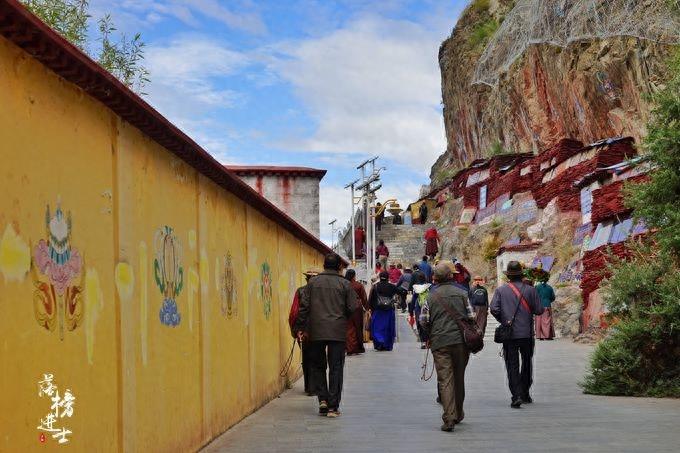 拉萨旅游一定要去的10个地方,人文美景一个不少,第4个充满浪漫
