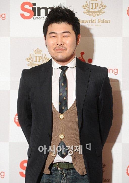 金宇彬与裴秀智主演的韩剧《任意依恋》演员表大解析！