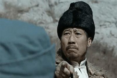 ​悬崖里的李云龙的扮演者是谁