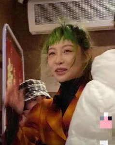 ​黑料不打烊吃瓜爆料反差婊：娱乐圈惊曝惊人秘密