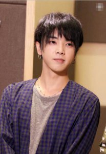 ​明日之子第二季开播，华晨宇怒怼离人愁原唱李袁杰！