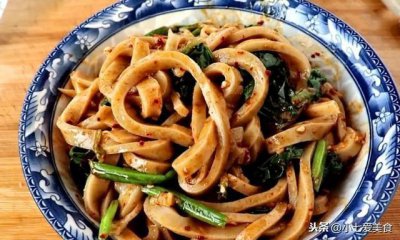 ​教你做特色小吃醋粉，泡一泡切一切，筋道有嚼劲，连吃两碗不过瘾