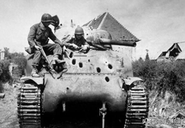 二战中被德军击毁的谢尔曼坦克