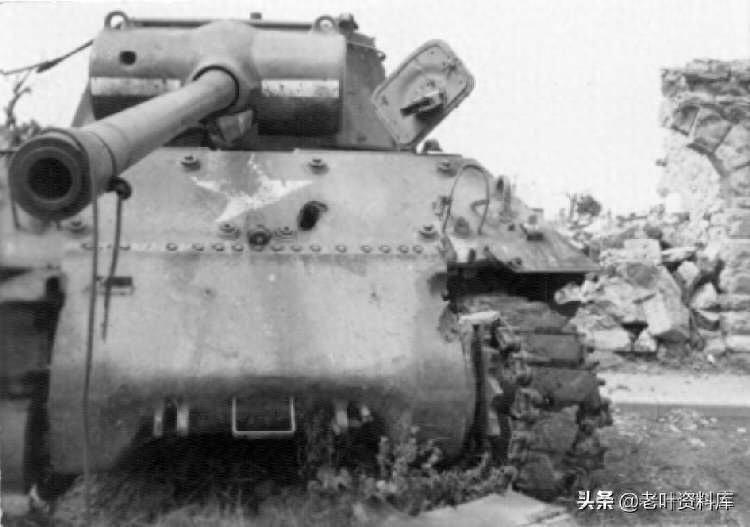 二战中被德军击毁的谢尔曼坦克