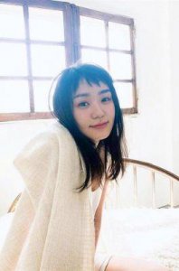 ​水城奈绪：闪耀荧幕与社会的杰出女演员