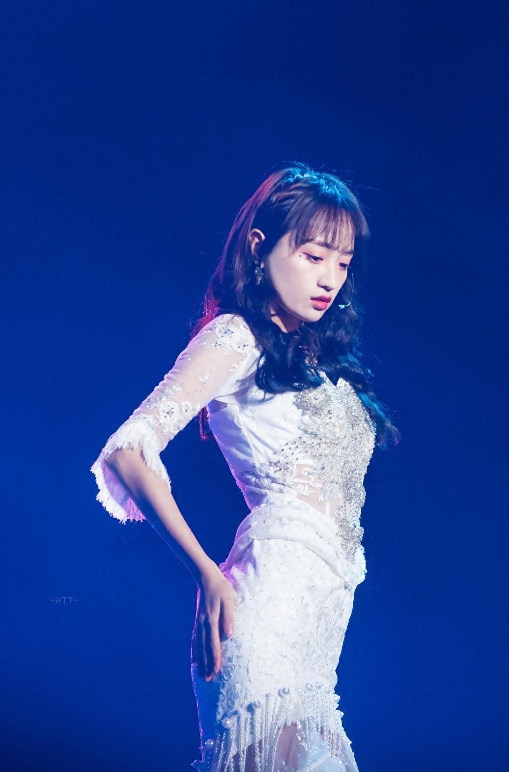 SNH48成员黄婷婷