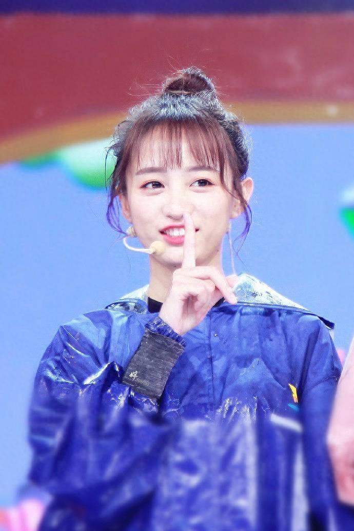 SNH48成员黄婷婷