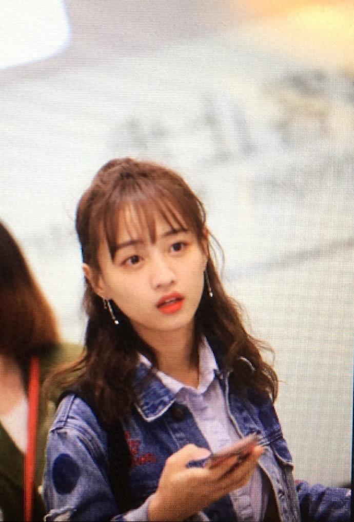 SNH48成员黄婷婷