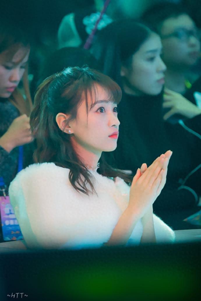 SNH48成员黄婷婷