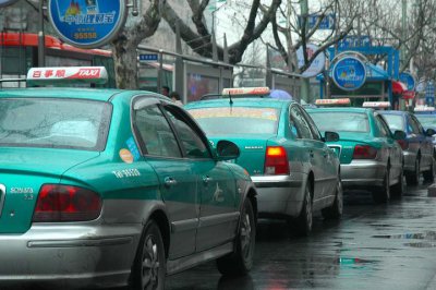 ​杭州出租车运价调整方案公布！起步价上调至13元 12月1日起执行