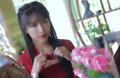 ​网红李子柒陷入“造假”风波，网友：你能从地里挖出陈年的土豆？