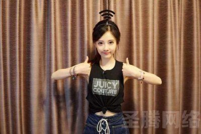 ​张大仙的真名，冯提莫的真名，他的真名放到小说里活不过两章！