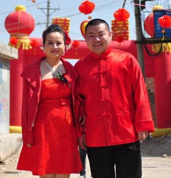 31岁岳云鹏的妻子郑敏近照