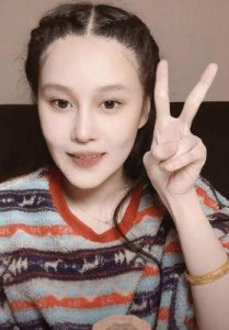 ​韩安冉结婚引热议：她的网红人生与情感漩涡解析