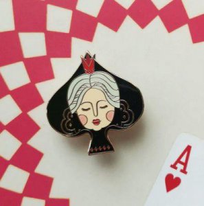 ​李纯黑桃纹身引发争议：是否不慎“谄媚”黑人组织？