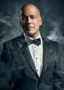 ​布鲁斯·威利斯患痴呆症，因失语症退出娱乐圈1年后，即将成为外公