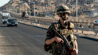 ​叙利亚遭遇突袭，至少80死240伤，警告阿萨德，美国背后捅刀子？