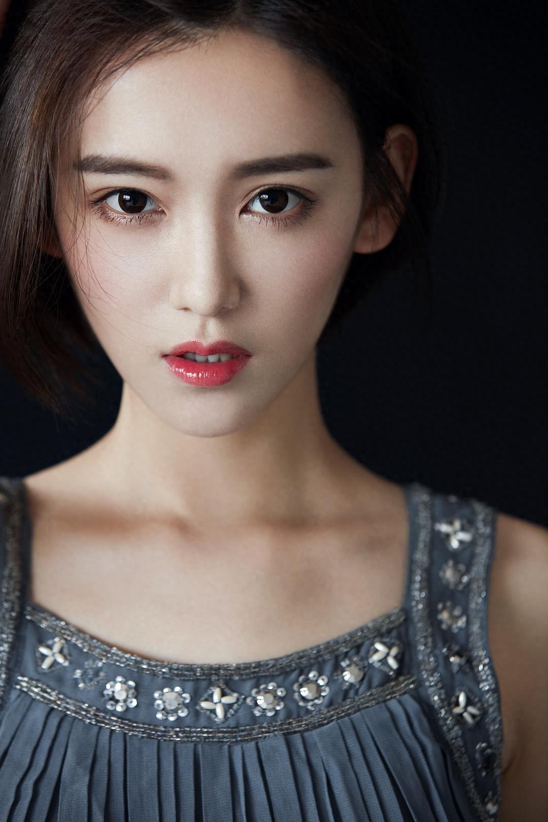 组图:内地女演员李沐宸