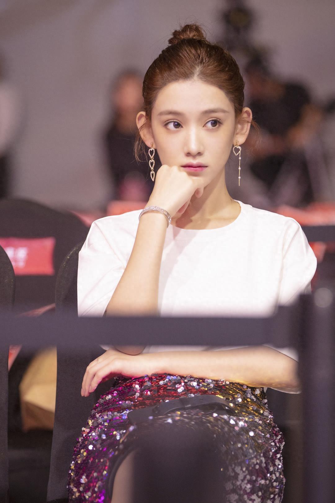 组图:内地女演员李沐宸