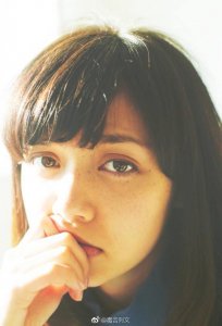 ​“日本版迪丽热巴”远藤新菜写真美图送上，大家感觉有没有很像呢