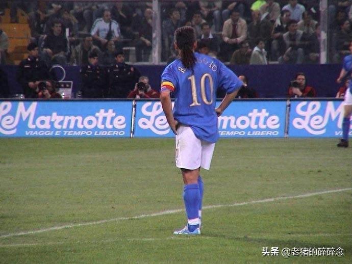 老照片：巴乔，难忘你那孤独的背影