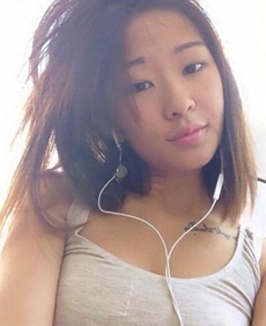 刘欢26岁女儿近照,甜美可爱仍单身!