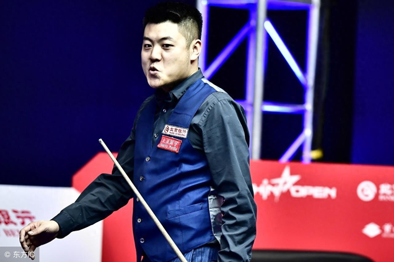 中国男子职业斯诺克台球选手:梁文博