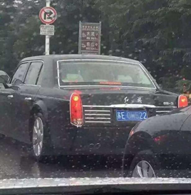 红旗L5虽然全球只卖了10台,但车主却都不是一般的背景