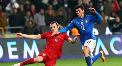 ​穆里尼奥说你受伤，你没受伤也是受伤，四代目如此，扎鸟也是如此