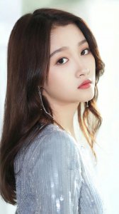 ​国民闺女关晓彤，90后的实力派美女