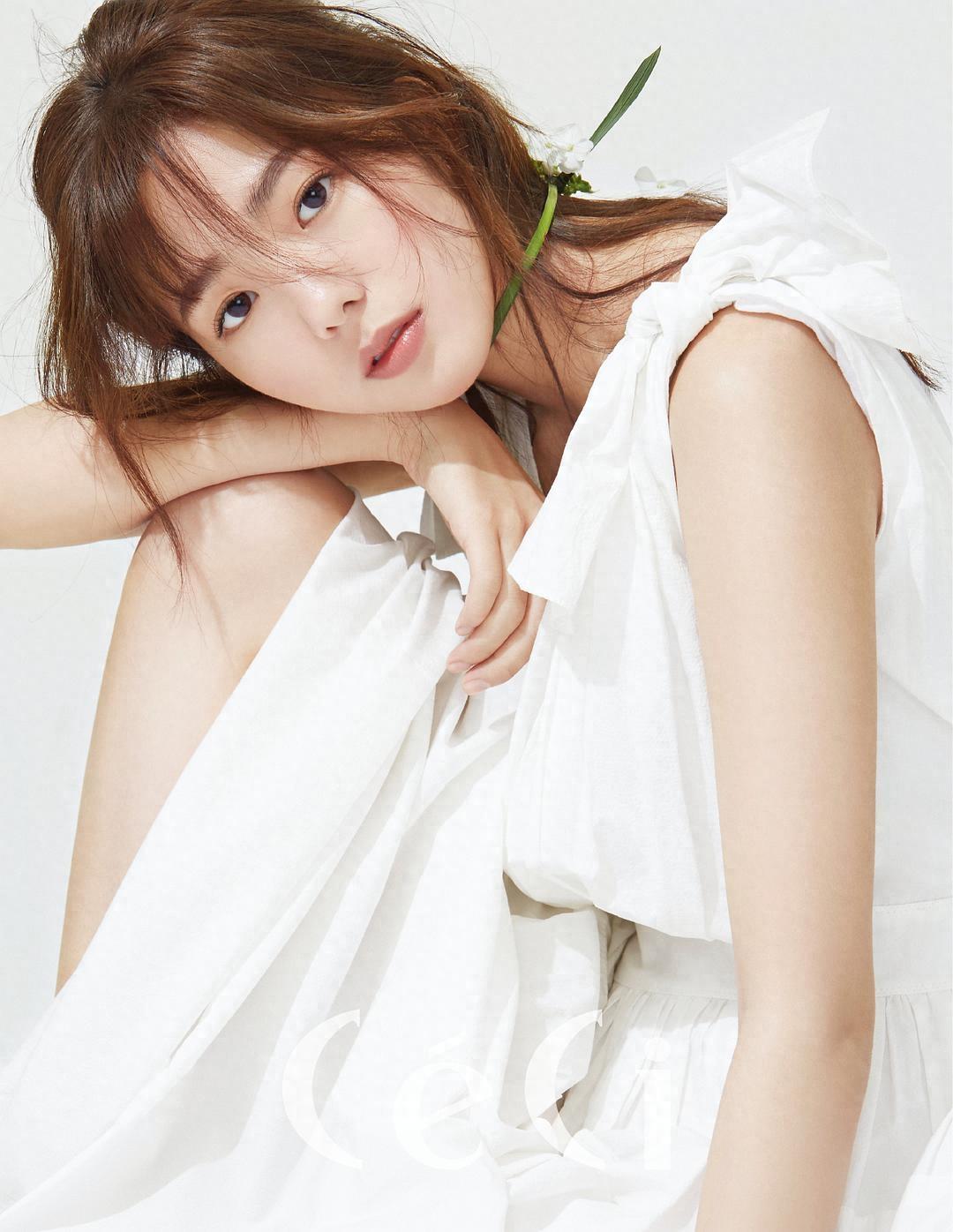 组图:韩国女演员蔡秀彬