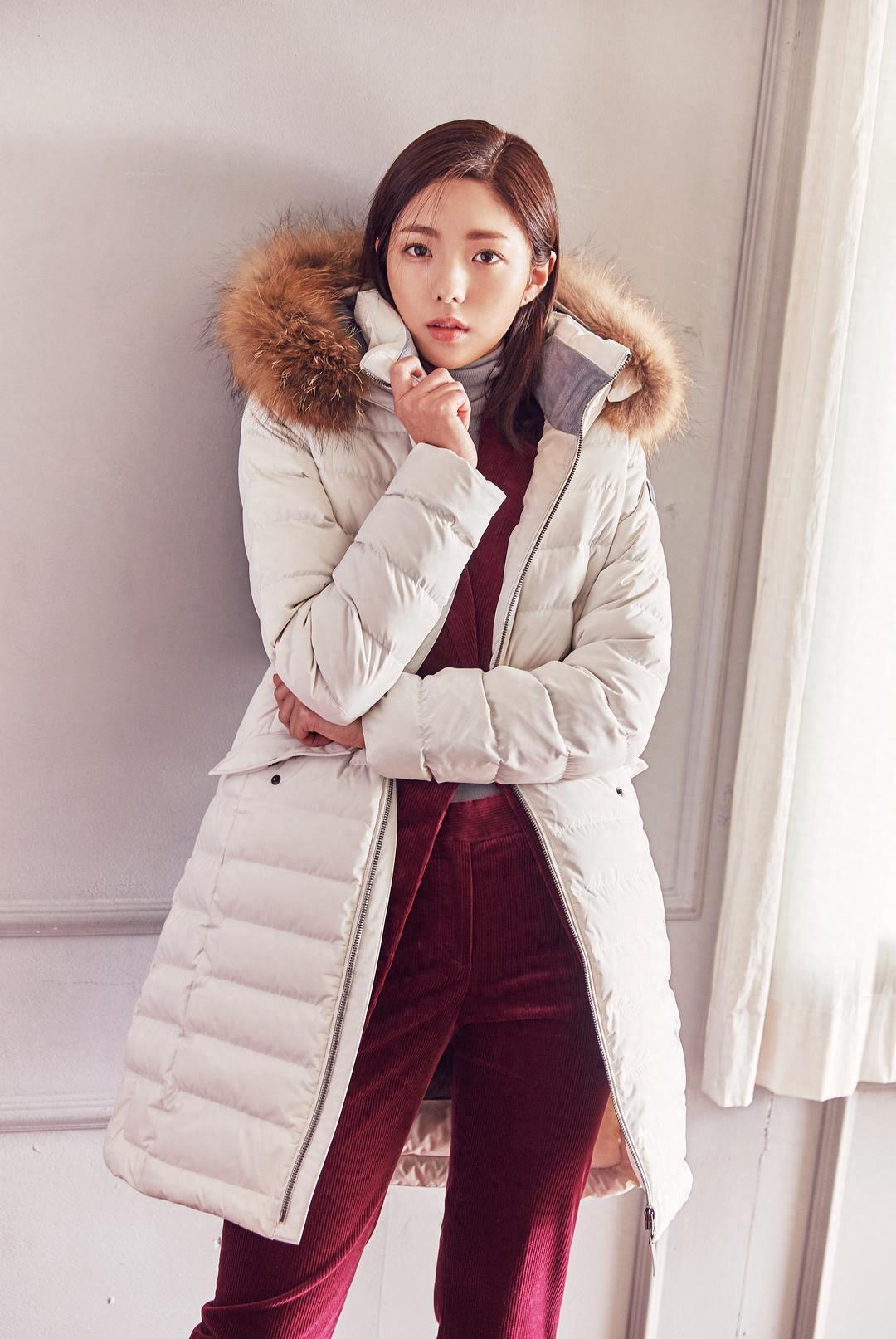 组图:韩国女演员蔡秀彬