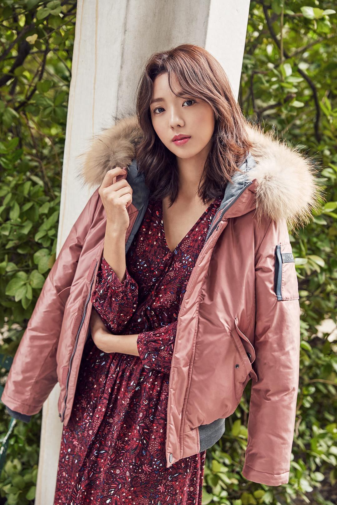 组图:韩国女演员蔡秀彬