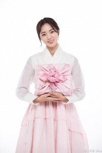 ​组图：韩国女演员蔡秀彬