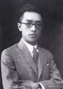 ​以一泡尿尿进师门，民国三疯之一的黄侃，也是牛逼