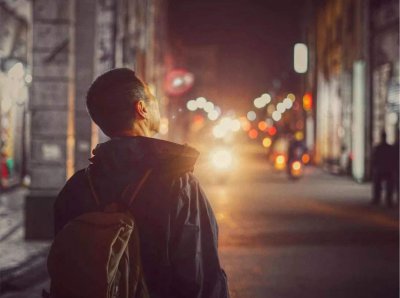 ​总会有一天你会发现，越不合群的人，越厉害，他们都有这3种能力