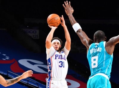 ​“库里弟弟”31岁流浪7年熬成先发，被萌神压一辈子终于出头