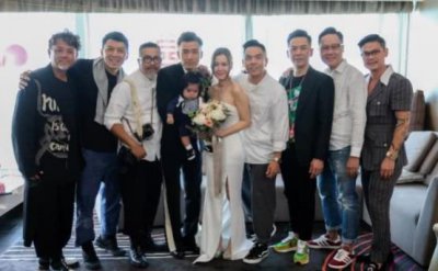 ​43岁陈山聪终于结婚，伴侣还是圈外人，二人十指相扣举止亲密