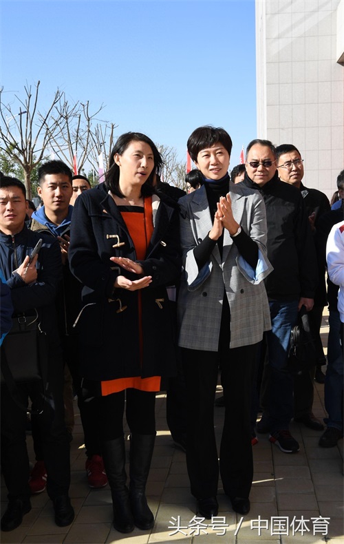 中国排球学院天津揭牌 郎平任院长